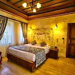 Cappadocia Empire Cave ホテル ギョレメ