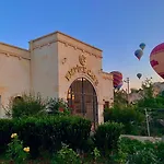Cappadocia Empire Cave Hotell 4*
