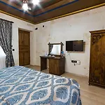 Cappadocia Empire Cave 4*