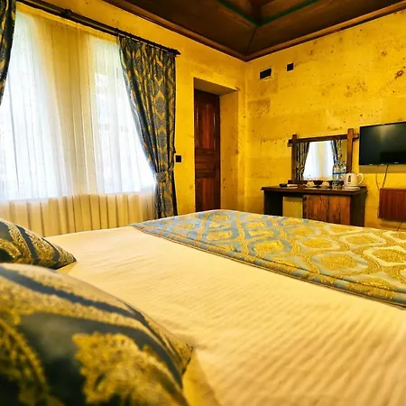 Cappadocia Empire Cave Hotel 2*