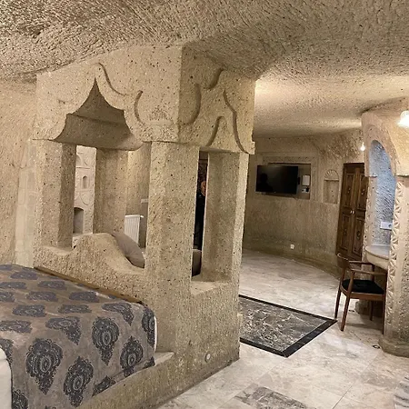 Hotel Cappadocia Empire Cave 4*