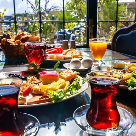 מלון Empire Cave Cappadocia 4*