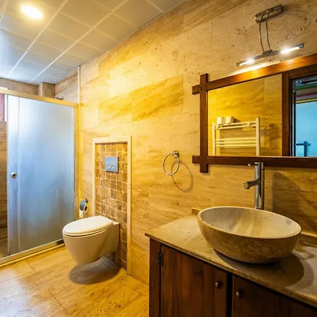 Cappadocia Empire Cave 4*