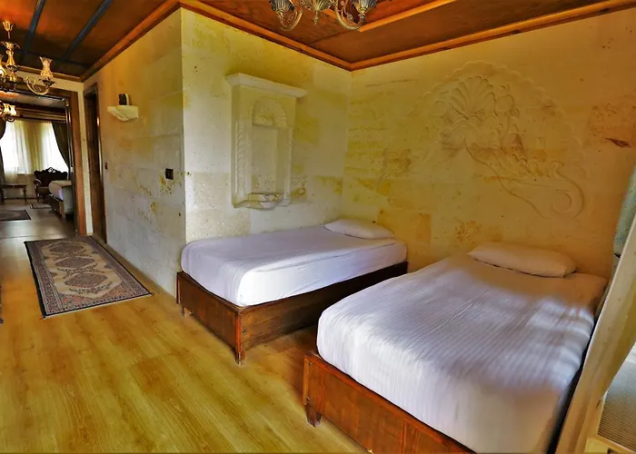 מלון Cappadocia Empire Cave 2*