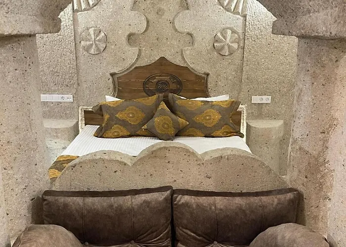 Cappadocia Empire Cave מלון 2*