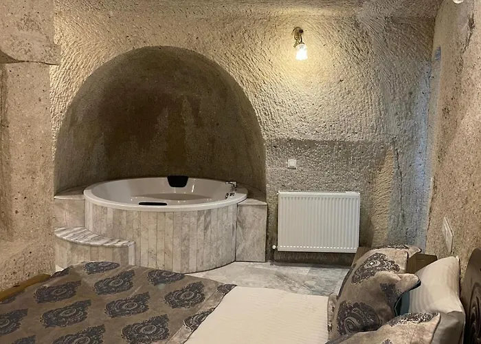 Cappadocia Empire Cave גורמה