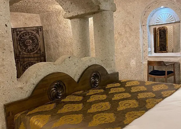 מלון Cappadocia Empire Cave 2*