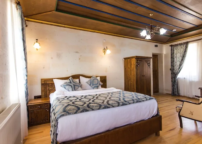 Cappadocia Empire Cave Hotel 2*